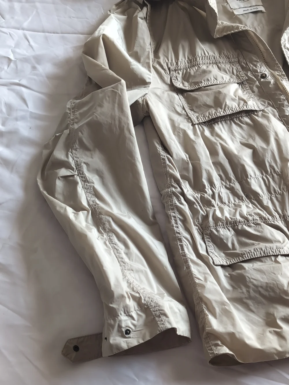 Gorgeous BALLY OF SWITZERLAND Light Beige Utility Jacket / Windbreaker Sz L (52) - Picture 4 of 9
